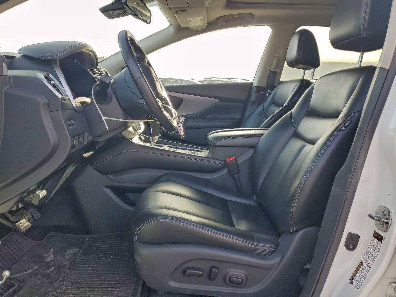 Nissan Murano Sv