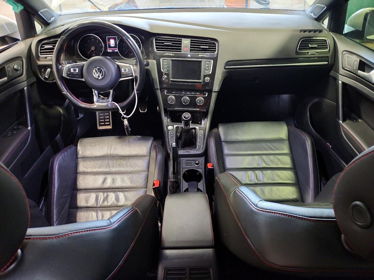 Volkswagen GTI Sport