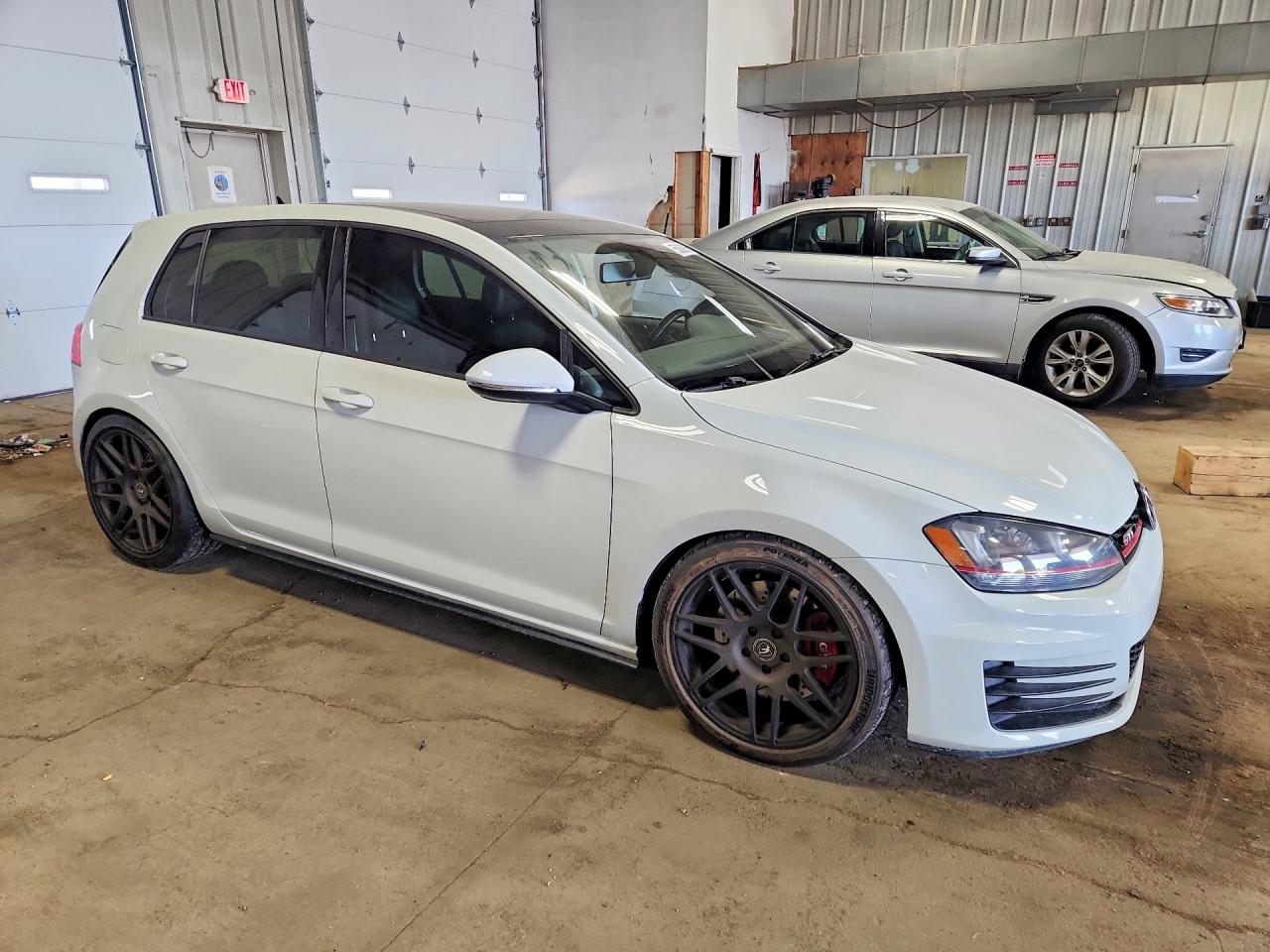 Volkswagen GTI Sport