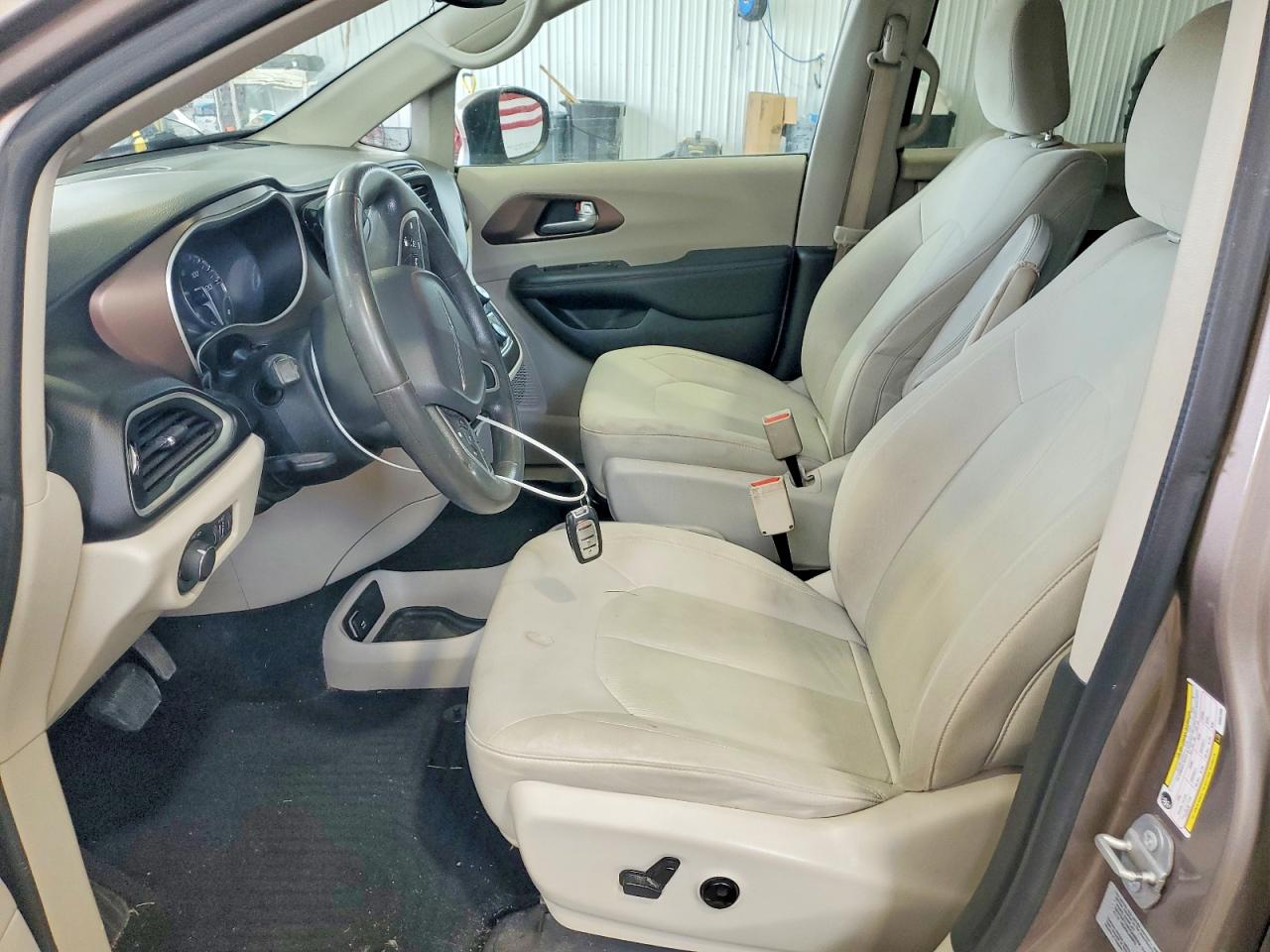 Chrysler Pacifica Lx