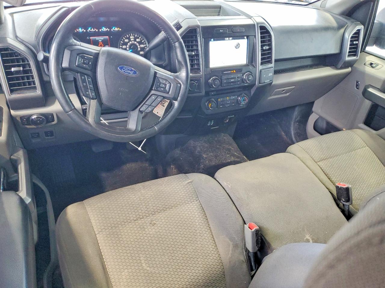 Ford F-150 Super Cab