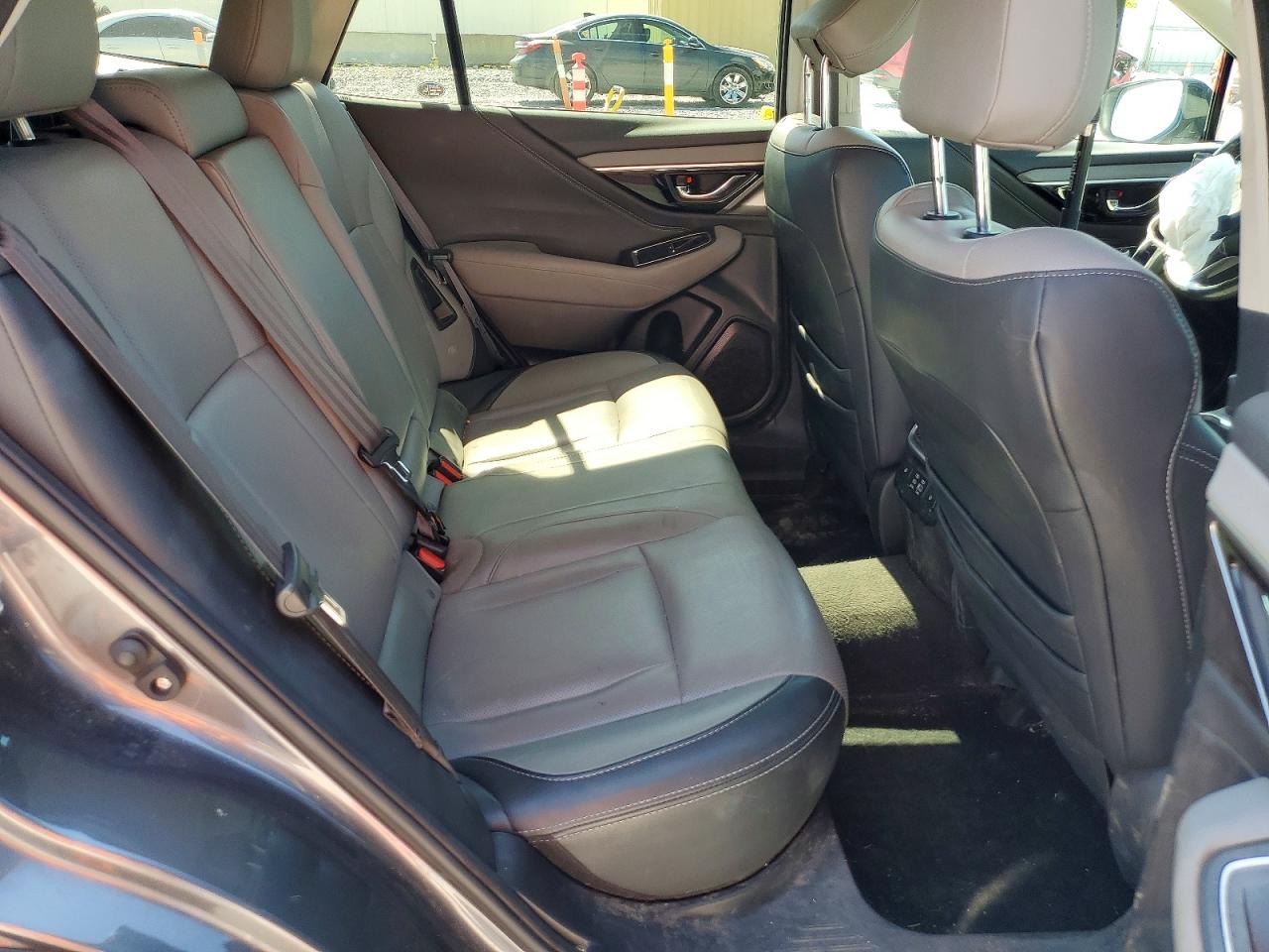 Subaru Outback Limited