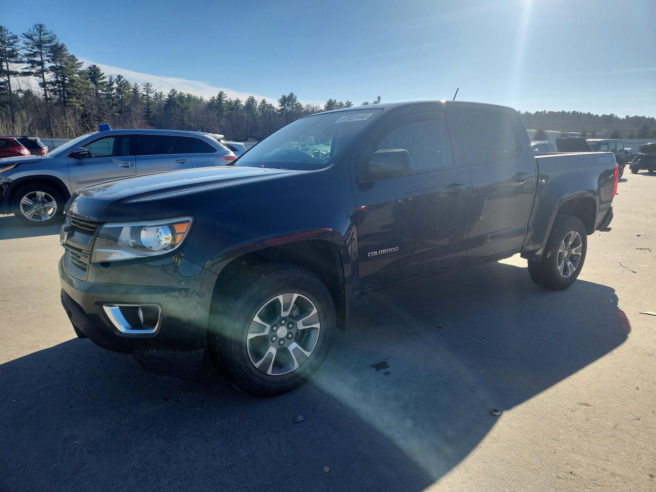 Salvage Chevrolet Colorado Image