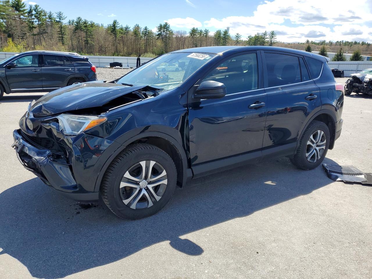 Salvage Toyota RAV4 Image