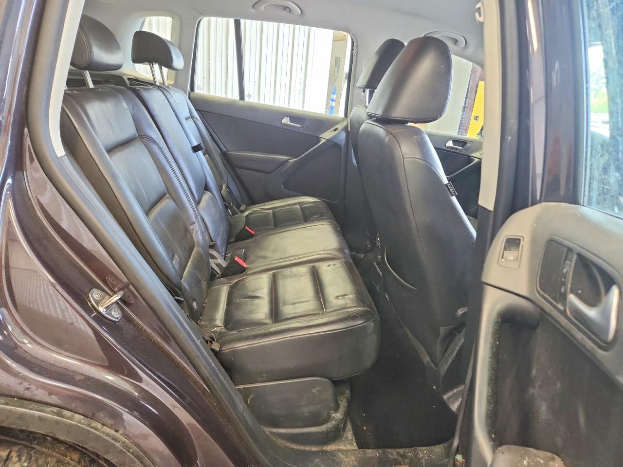 Volkswagen Tiguan S