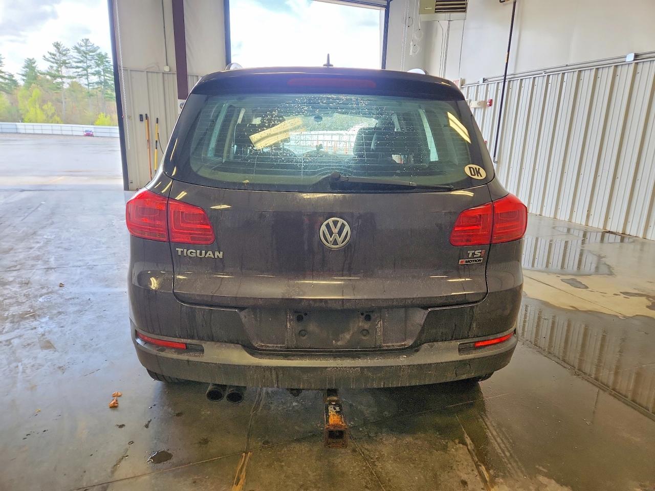 Volkswagen Tiguan S