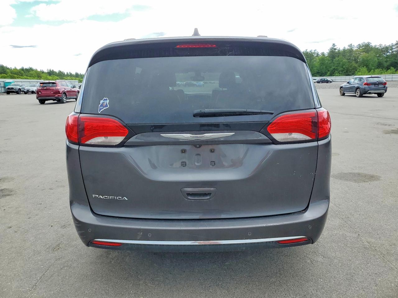 Chrysler Pacifica Touring L Plus