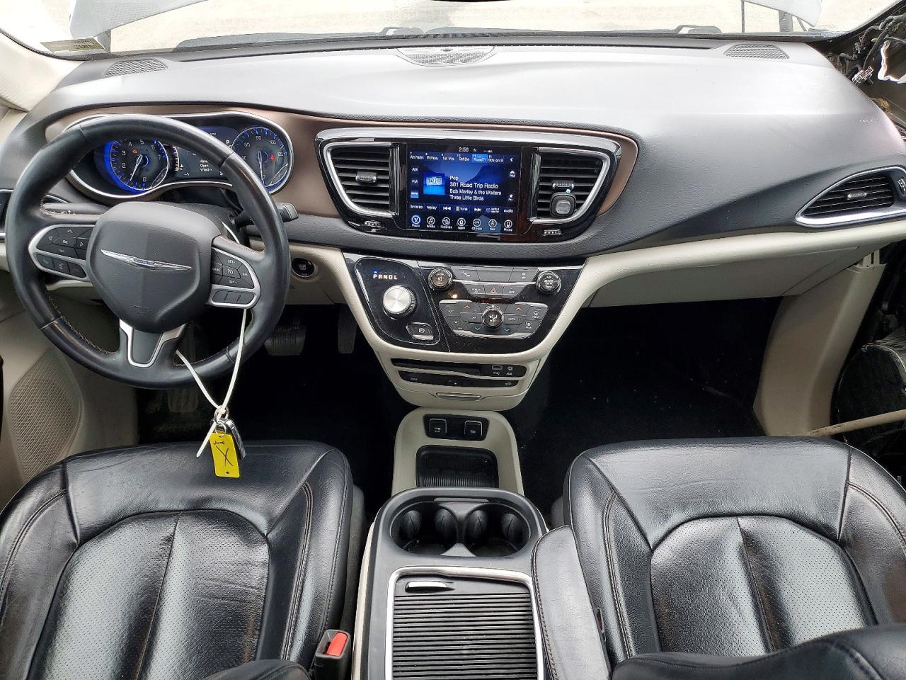 Chrysler Pacifica Touring L Plus