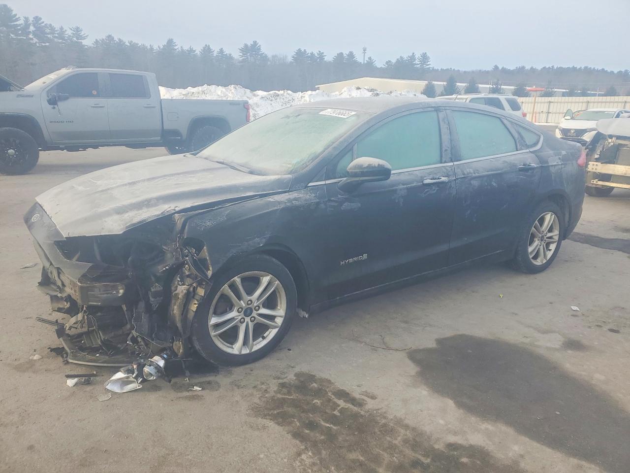Salvage Ford Fusion Image