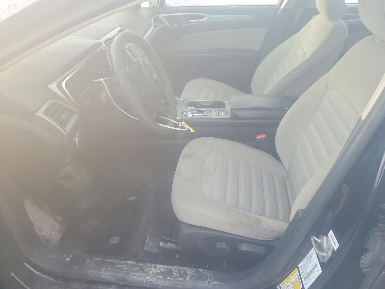 Ford Fusion S Hybrid