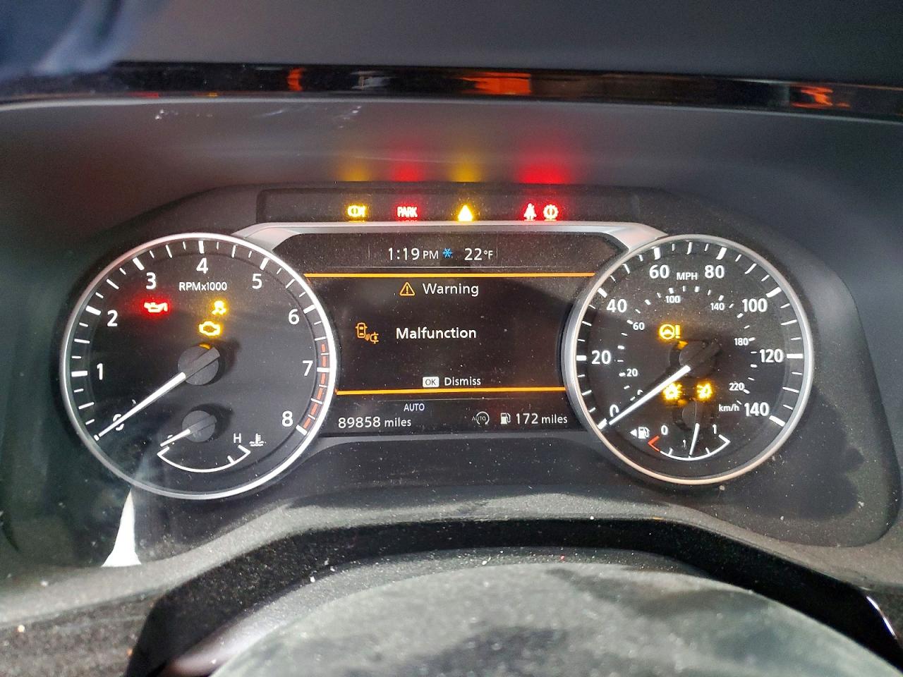 Nissan Pathfinder Sv