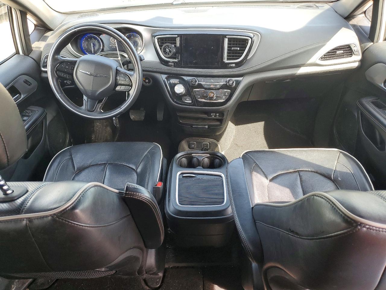 Chrysler Pacifica Limited