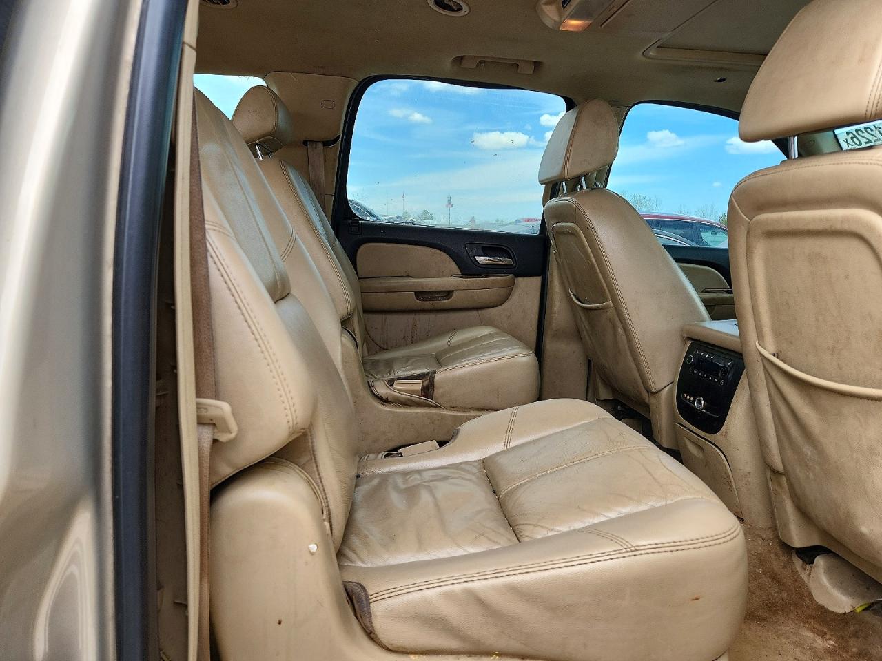 Chevrolet Suburban K1500