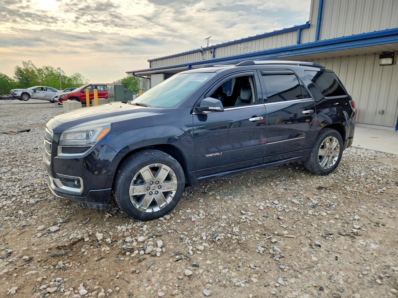 Salvage GMC Acadia Image