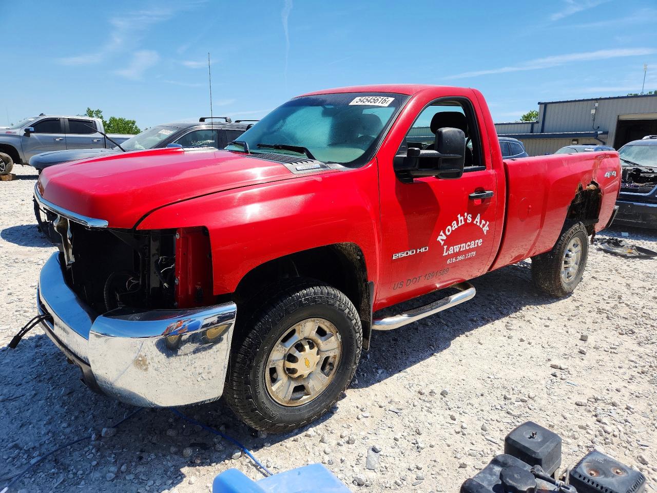 Salvage Chevrolet Silverado Image