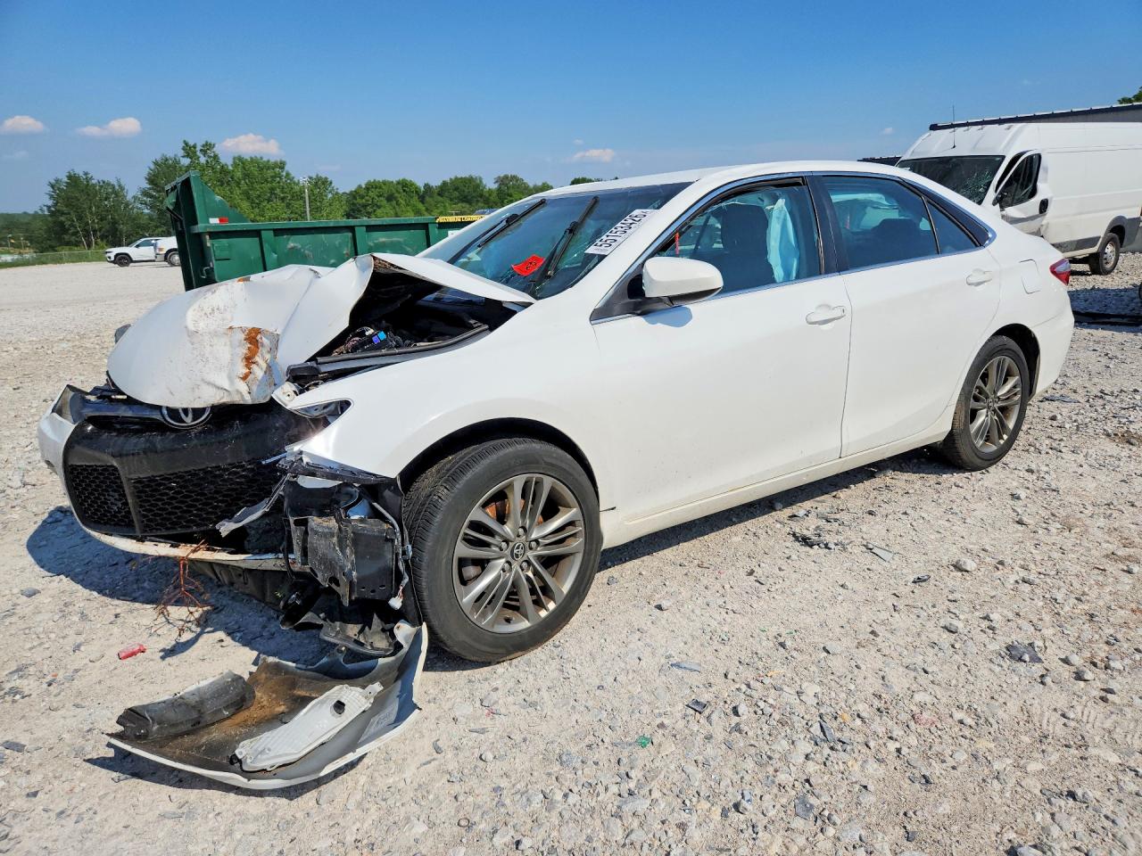 Salvage Toyota Camry Image