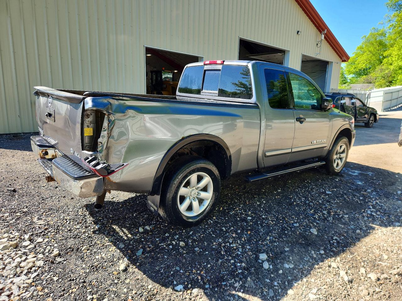 Nissan Titan Sv