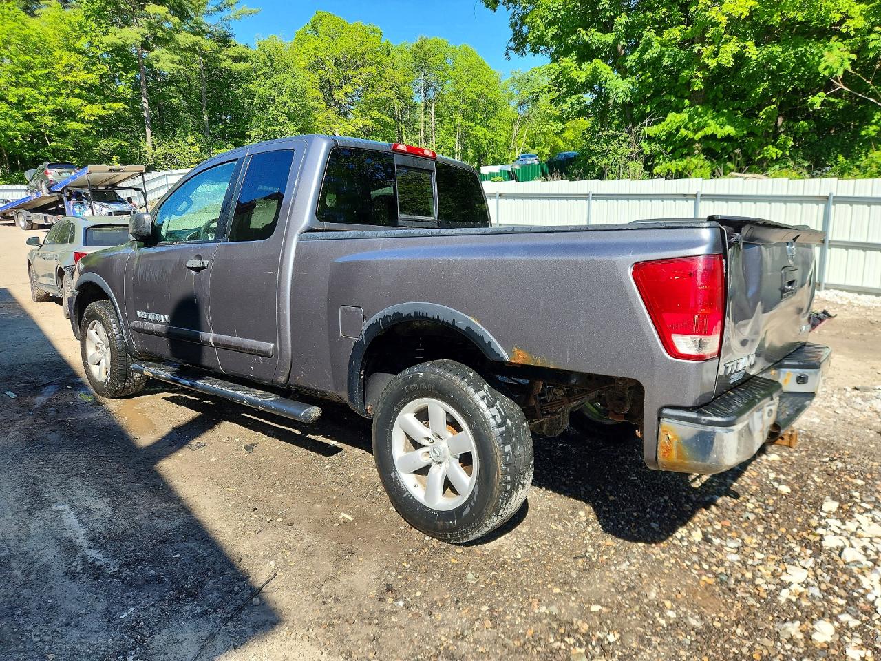 Nissan Titan Sv