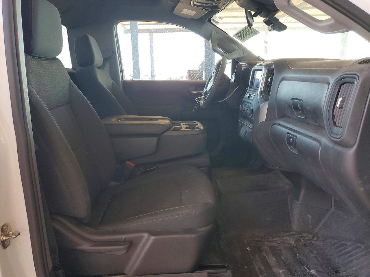 Chevrolet Silverado C1500