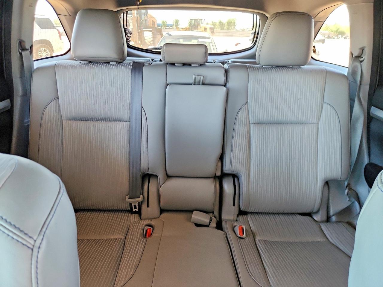 Toyota Highlander Le Plus