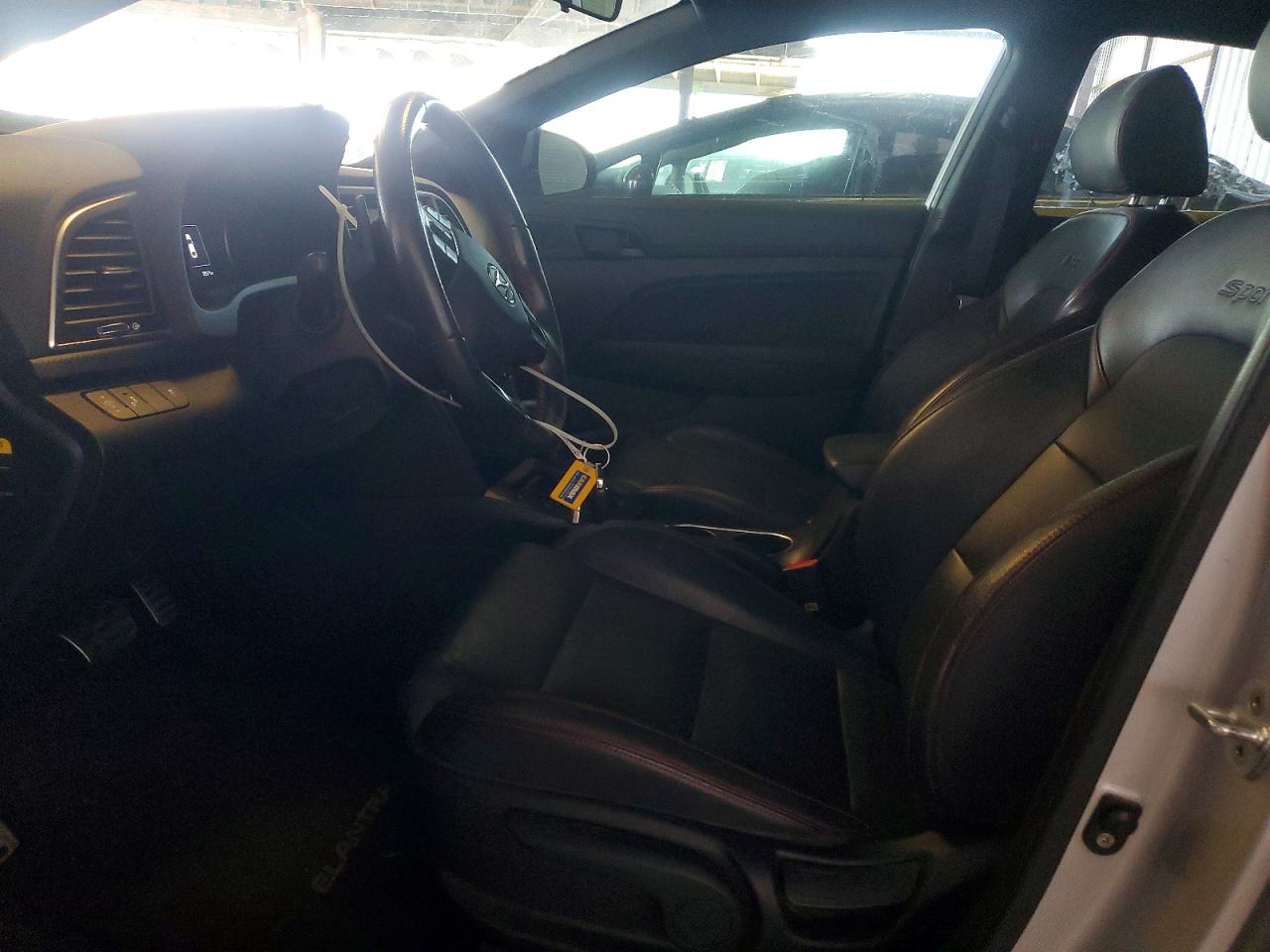 Hyundai ELANTRA Sport