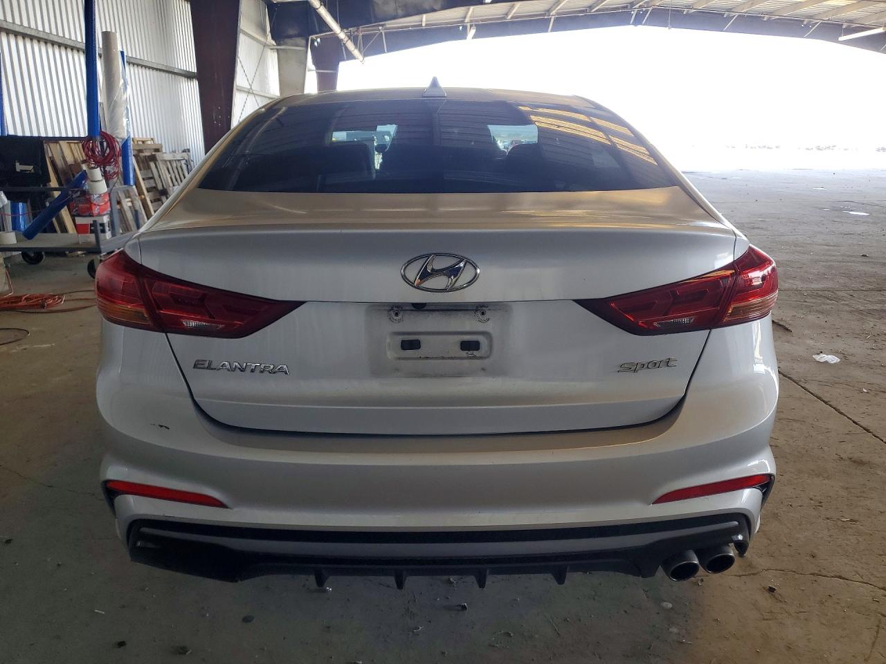 Hyundai ELANTRA Sport