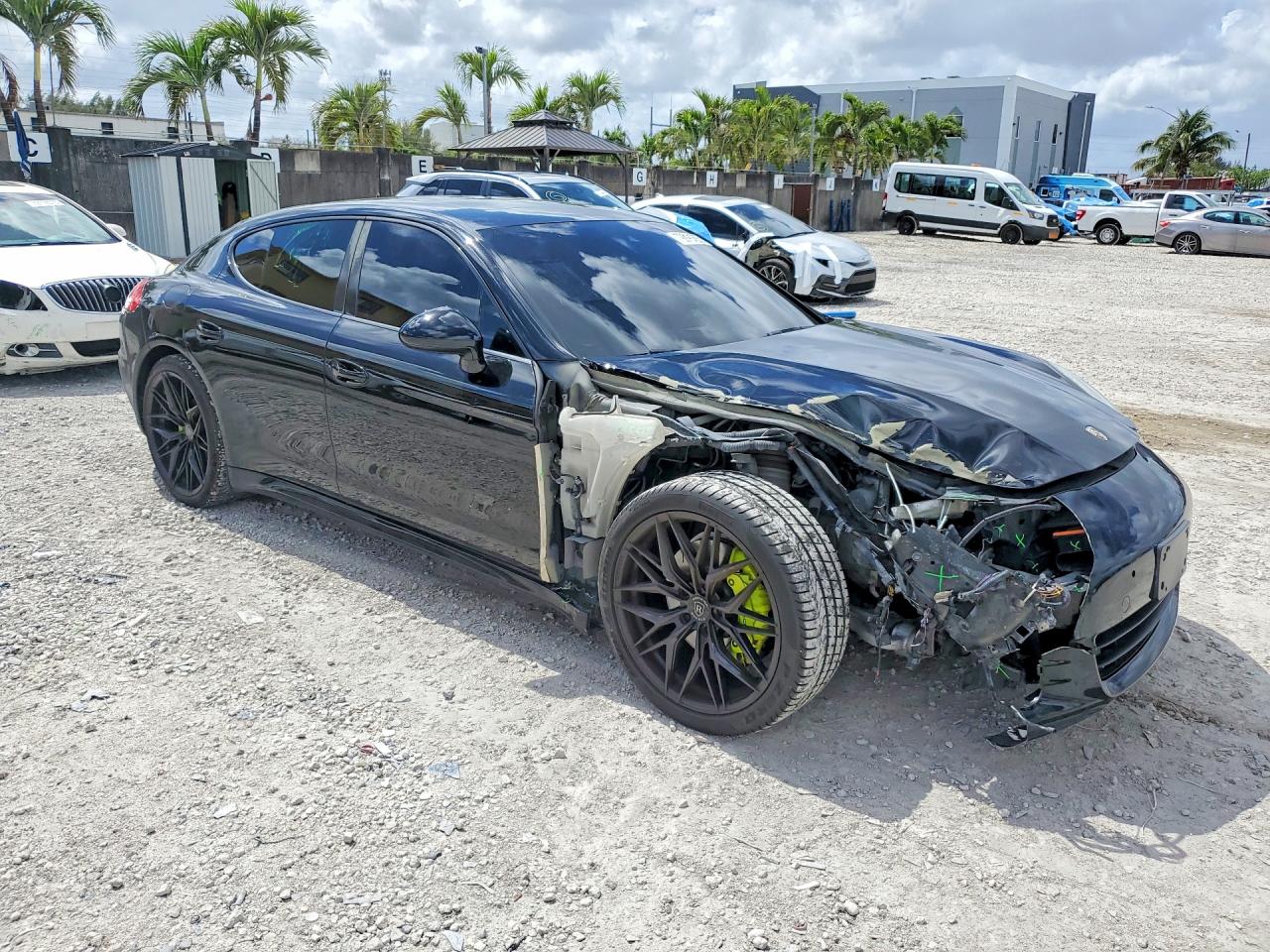 Porsche Panamera 2