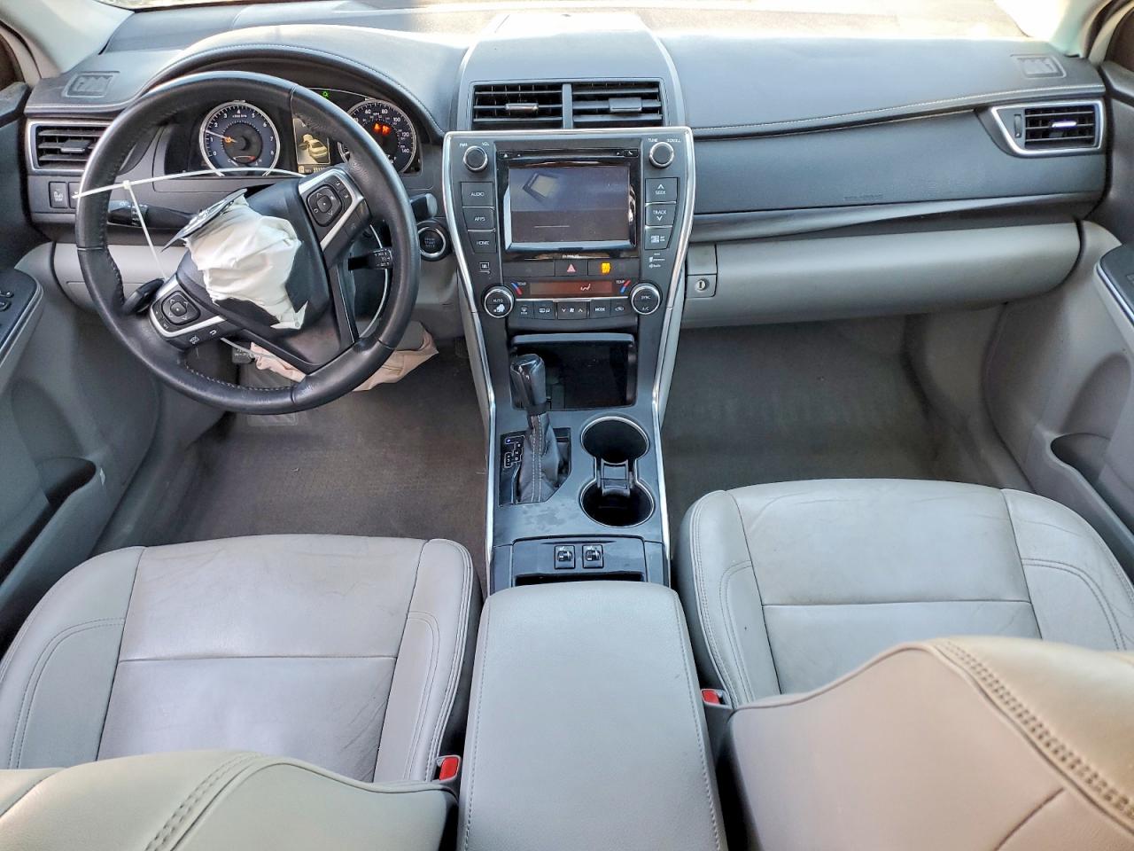 Toyota Camry Xle