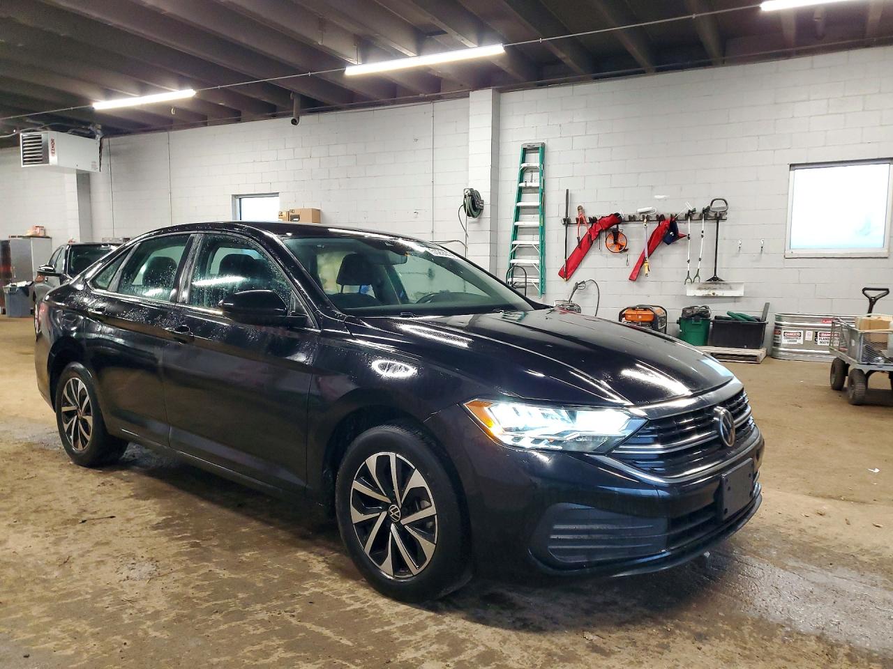 Volkswagen Jetta S