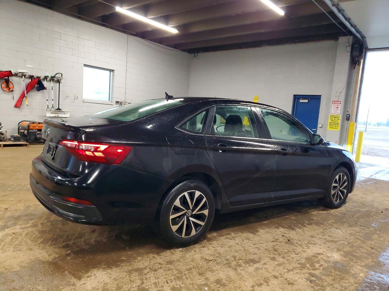 Volkswagen Jetta S