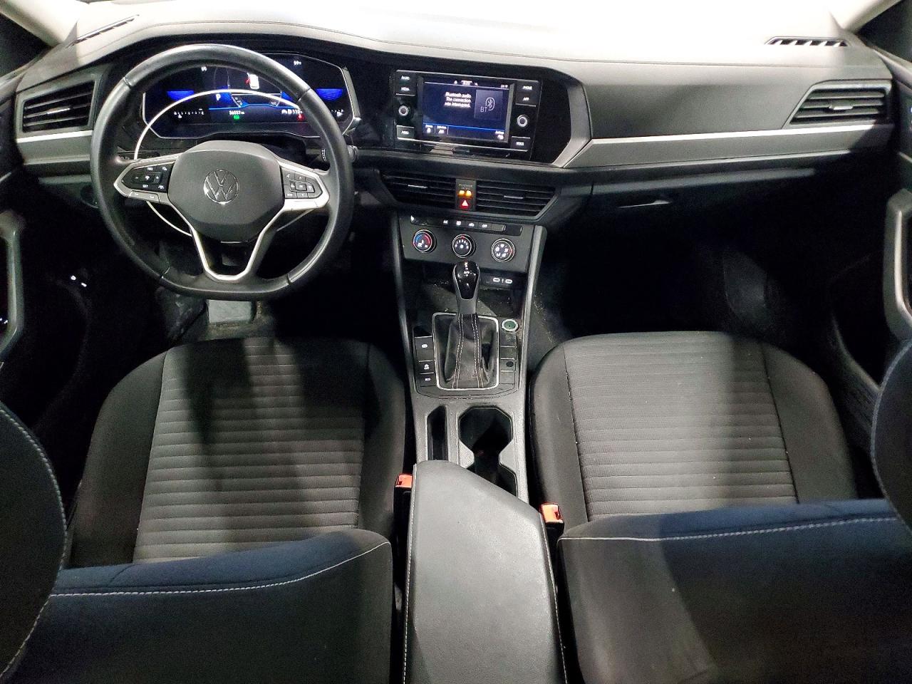 Volkswagen Jetta S