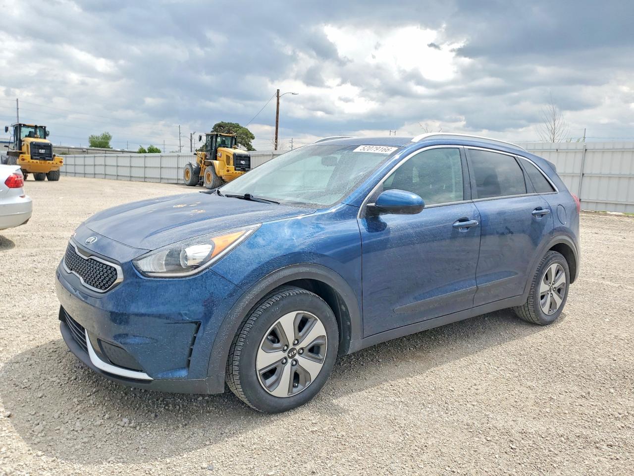 Salvage Kia Niro Image