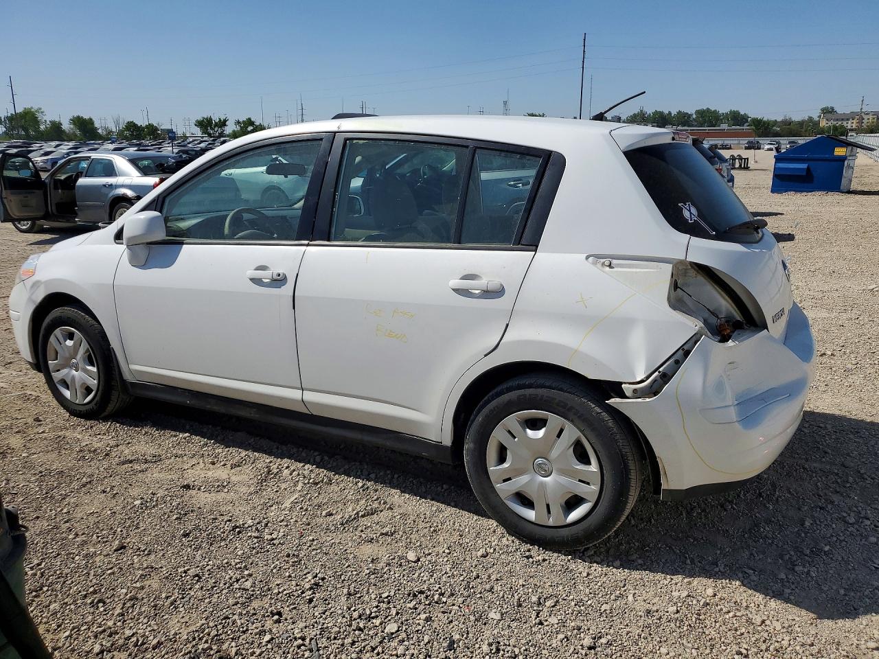 Nissan Versa 1.8 S