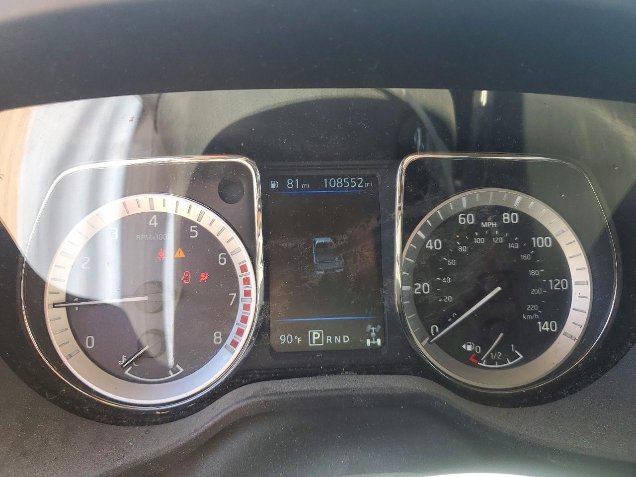 Nissan Titan Sv