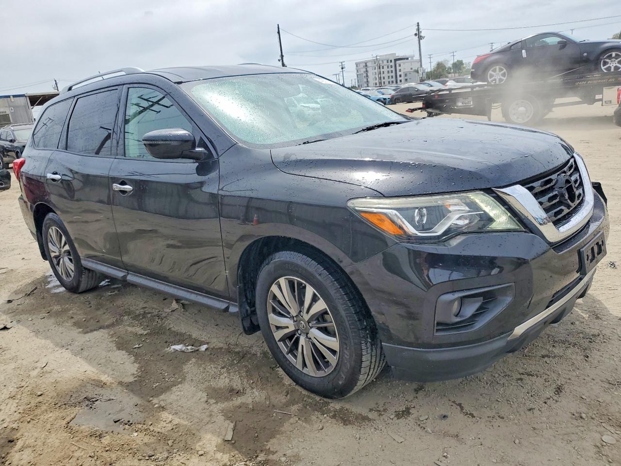 Nissan Pathfinder Sv
