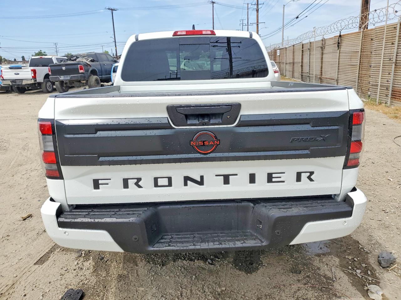 Nissan Frontier Pro-x