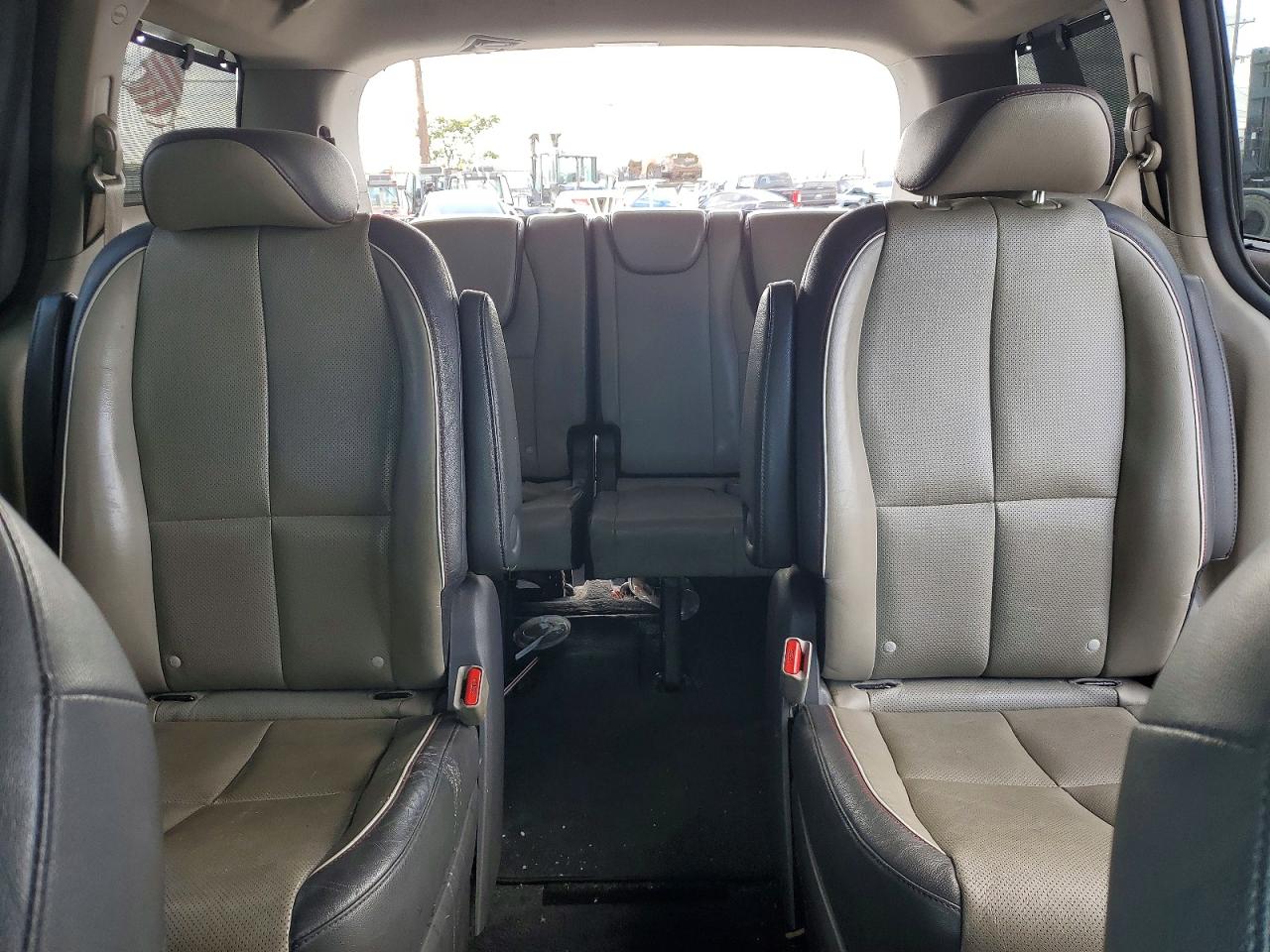 Kia Sedona Sx
