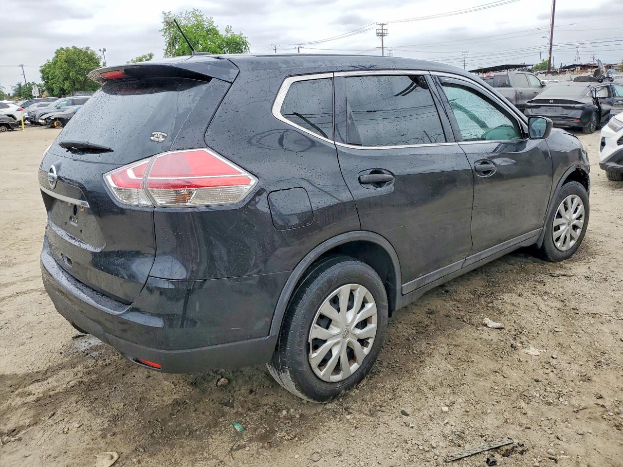 Nissan Rogue S