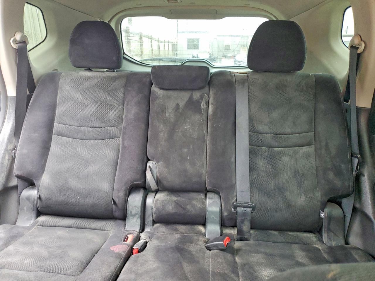 Nissan Rogue S