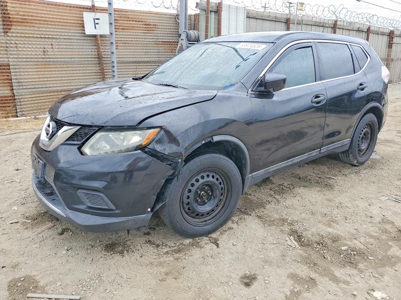 Salvage Nissan Rogue Image