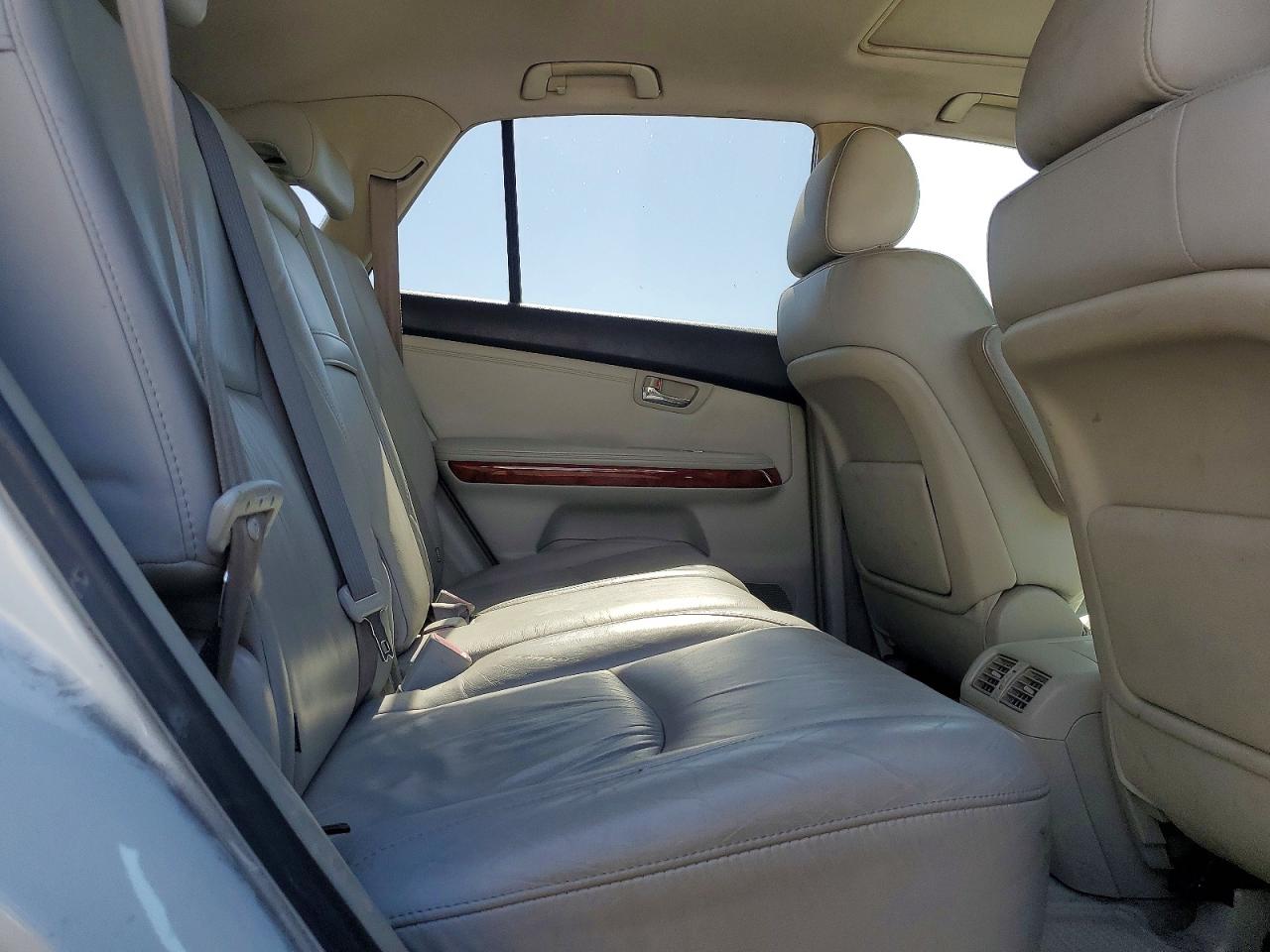 Lexus RX 330