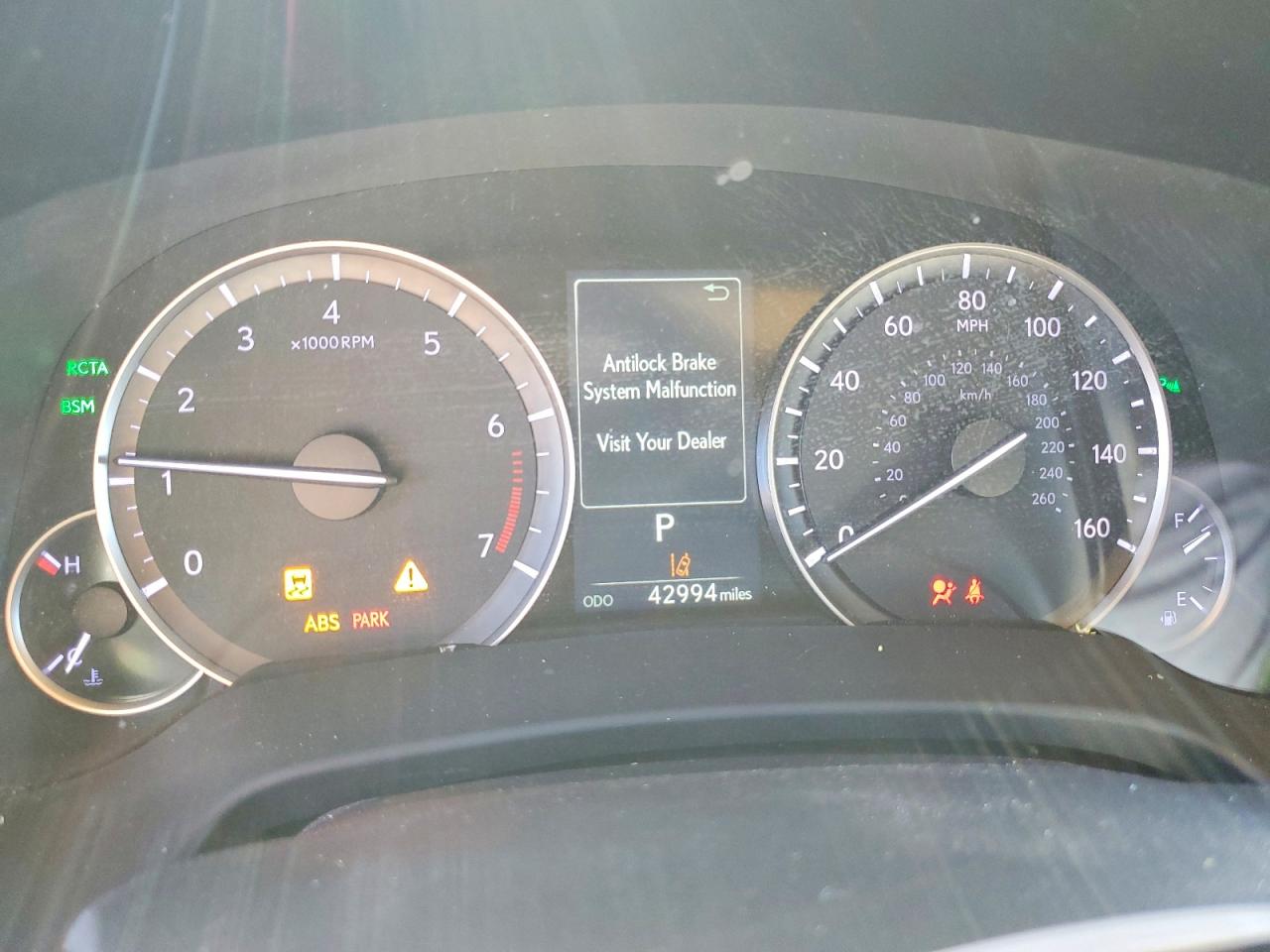 Lexus RX Base