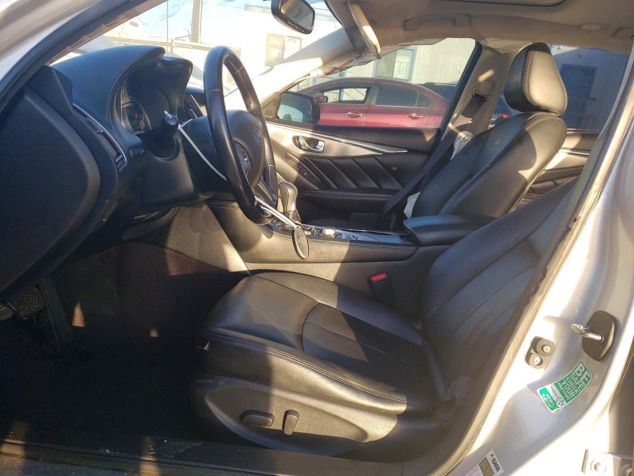 INFINITI Q50 Base