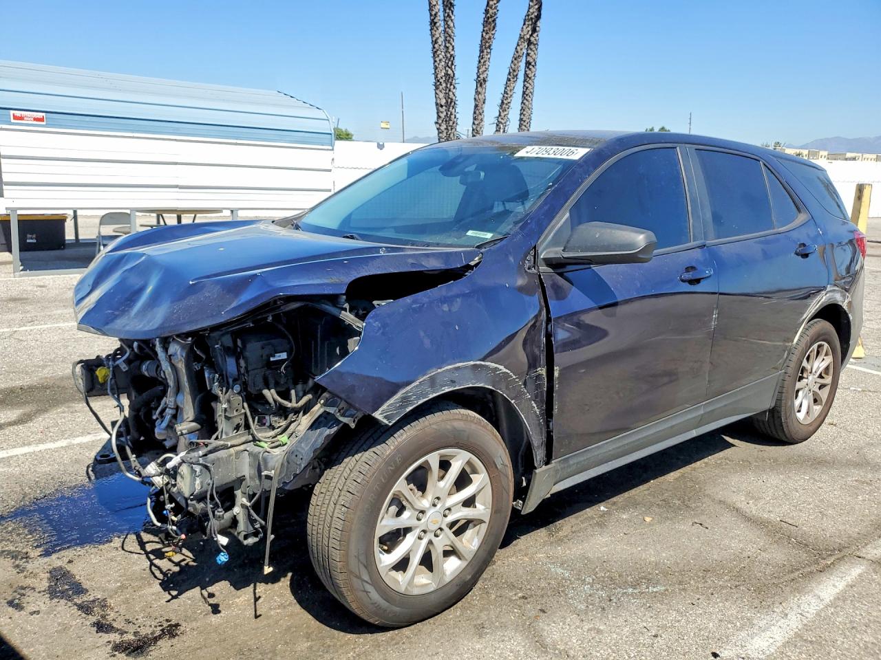 Salvage Chevrolet Equinox Image