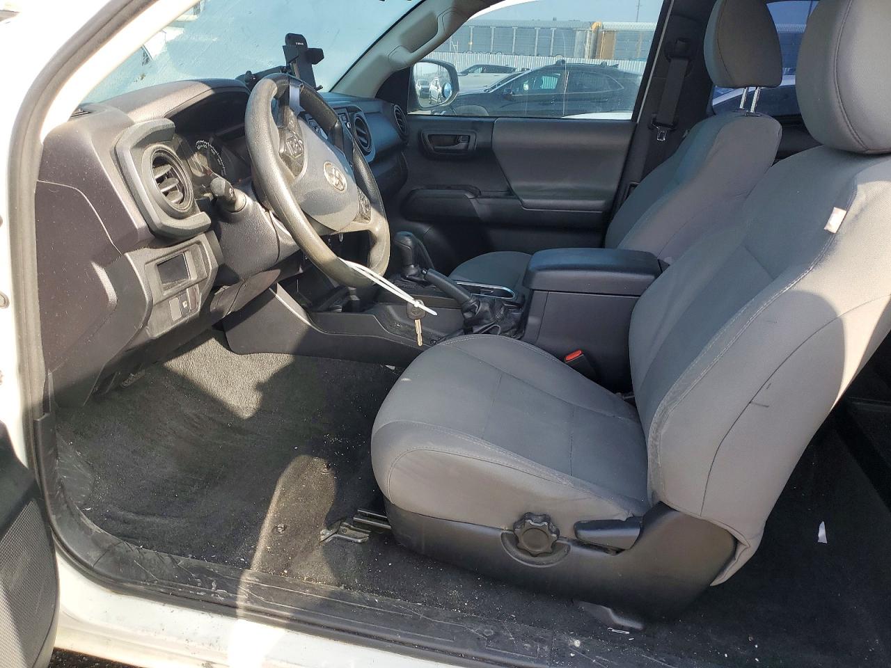 Toyota Tacoma Sr