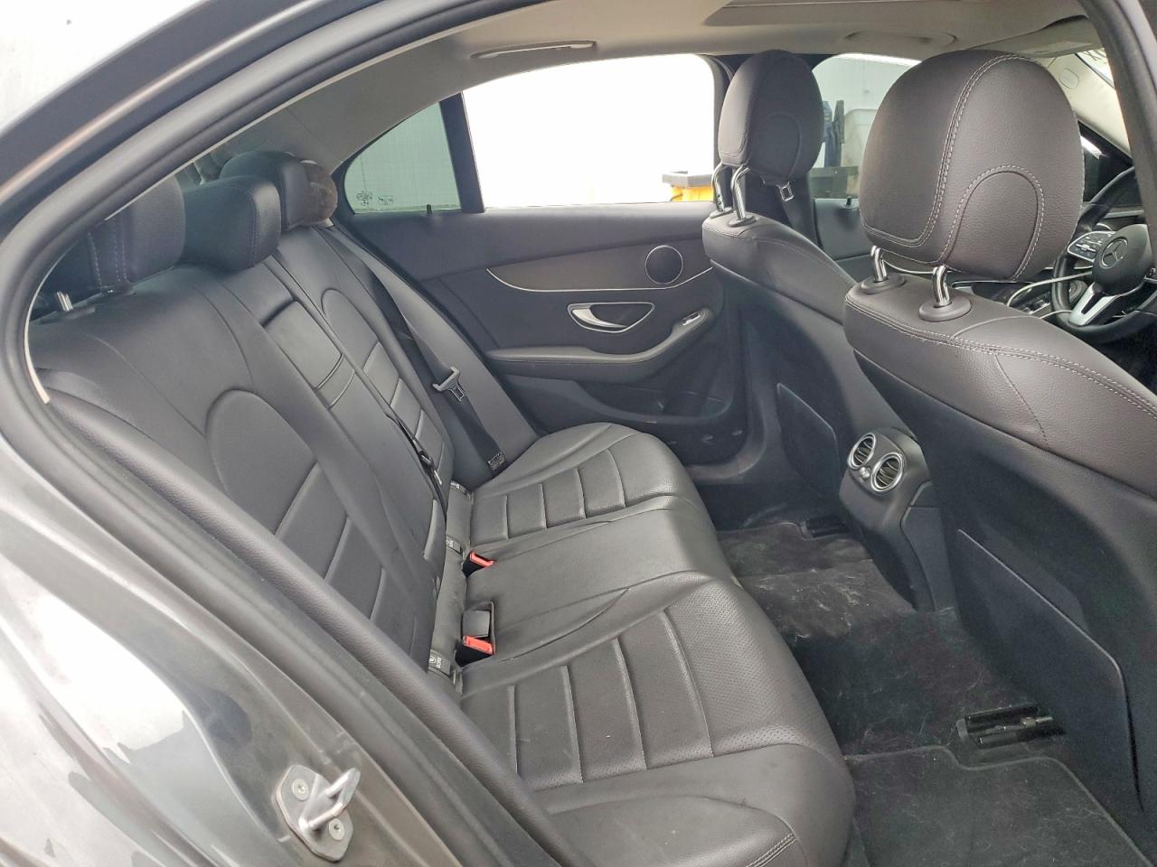 Mercedes-Benz C-Class 300
