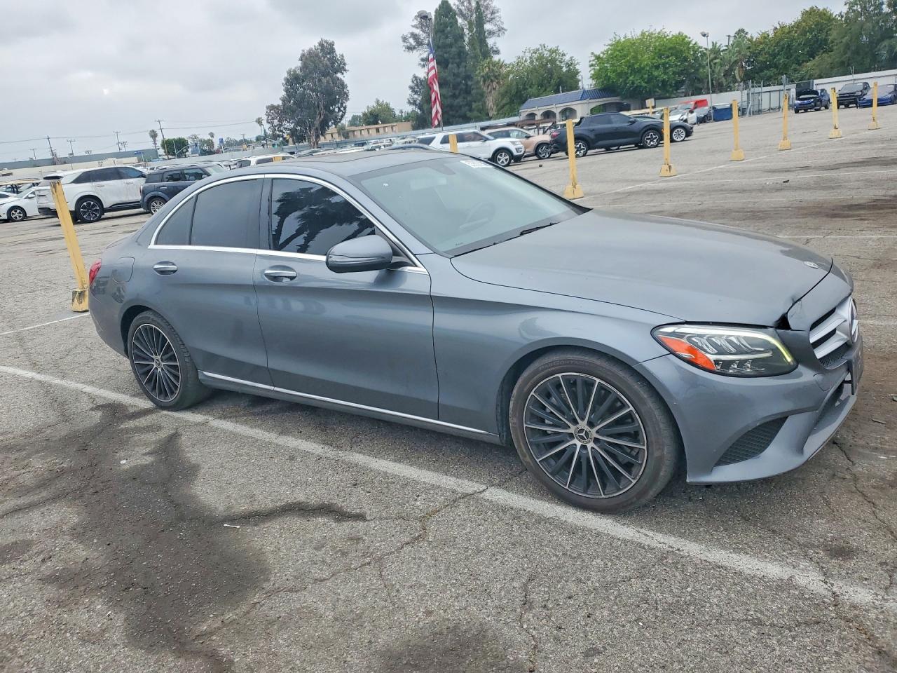 Mercedes-Benz C-Class 300