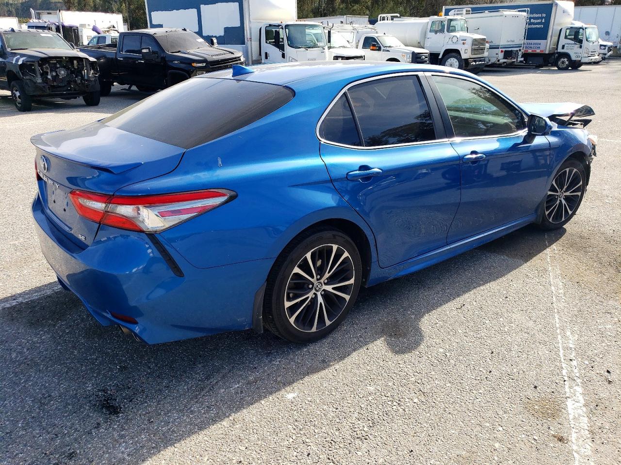 Toyota Camry L