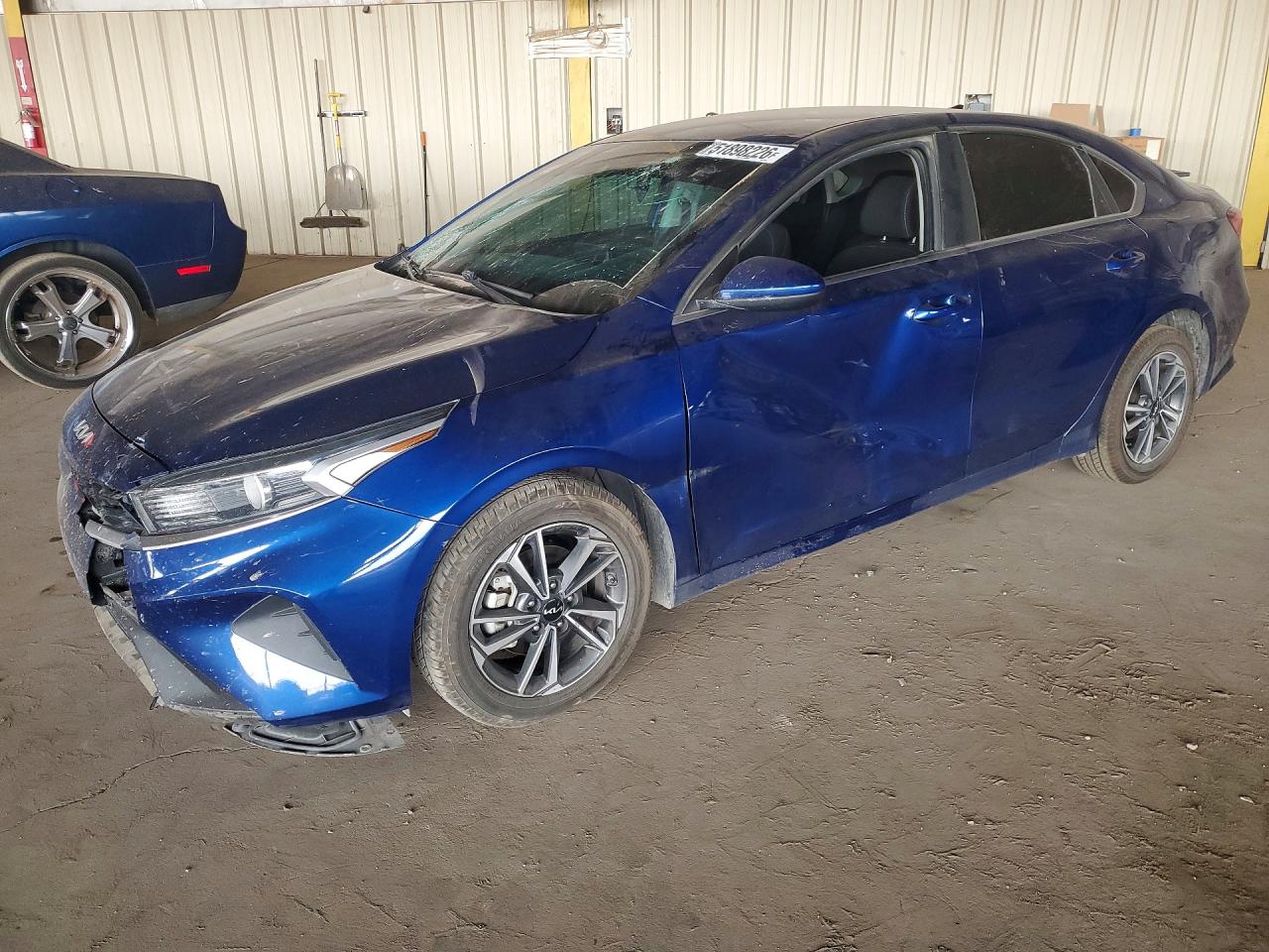 Salvage Kia Forte Image