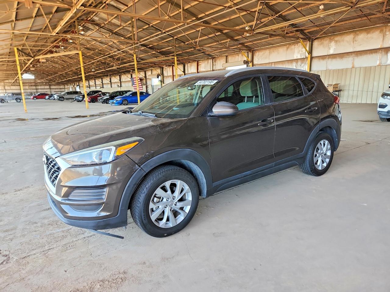 Salvage Hyundai TUCSON Image